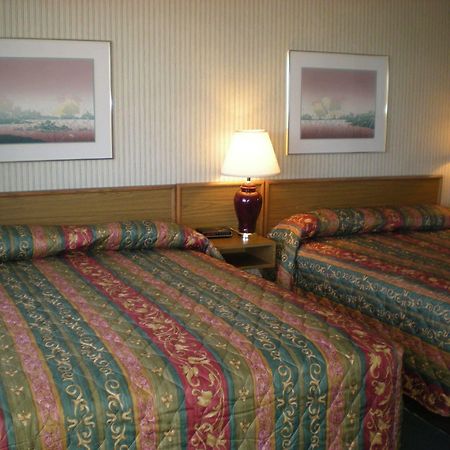 Coastal Breeze Inn Morro Bay Ca Room photo